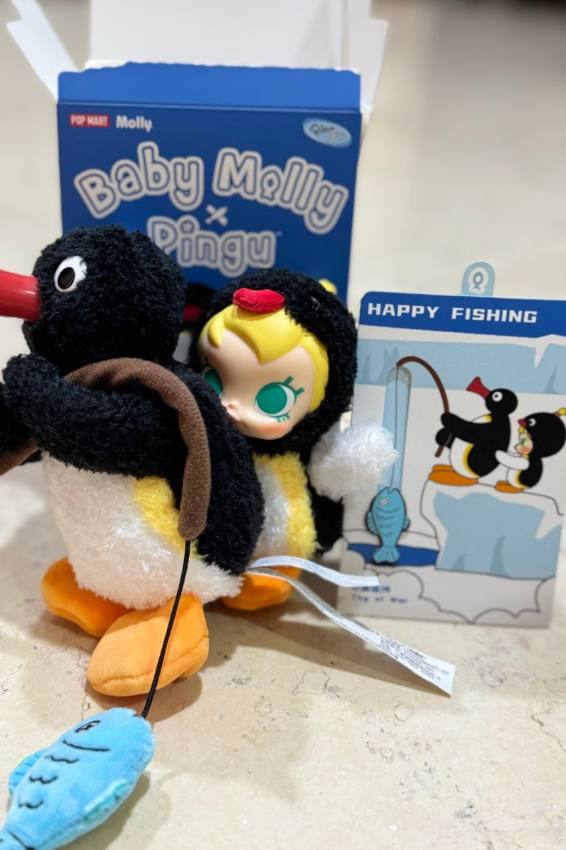 POP MART Baby Molly X Pingu Ha - Baby Products Packaging review and price